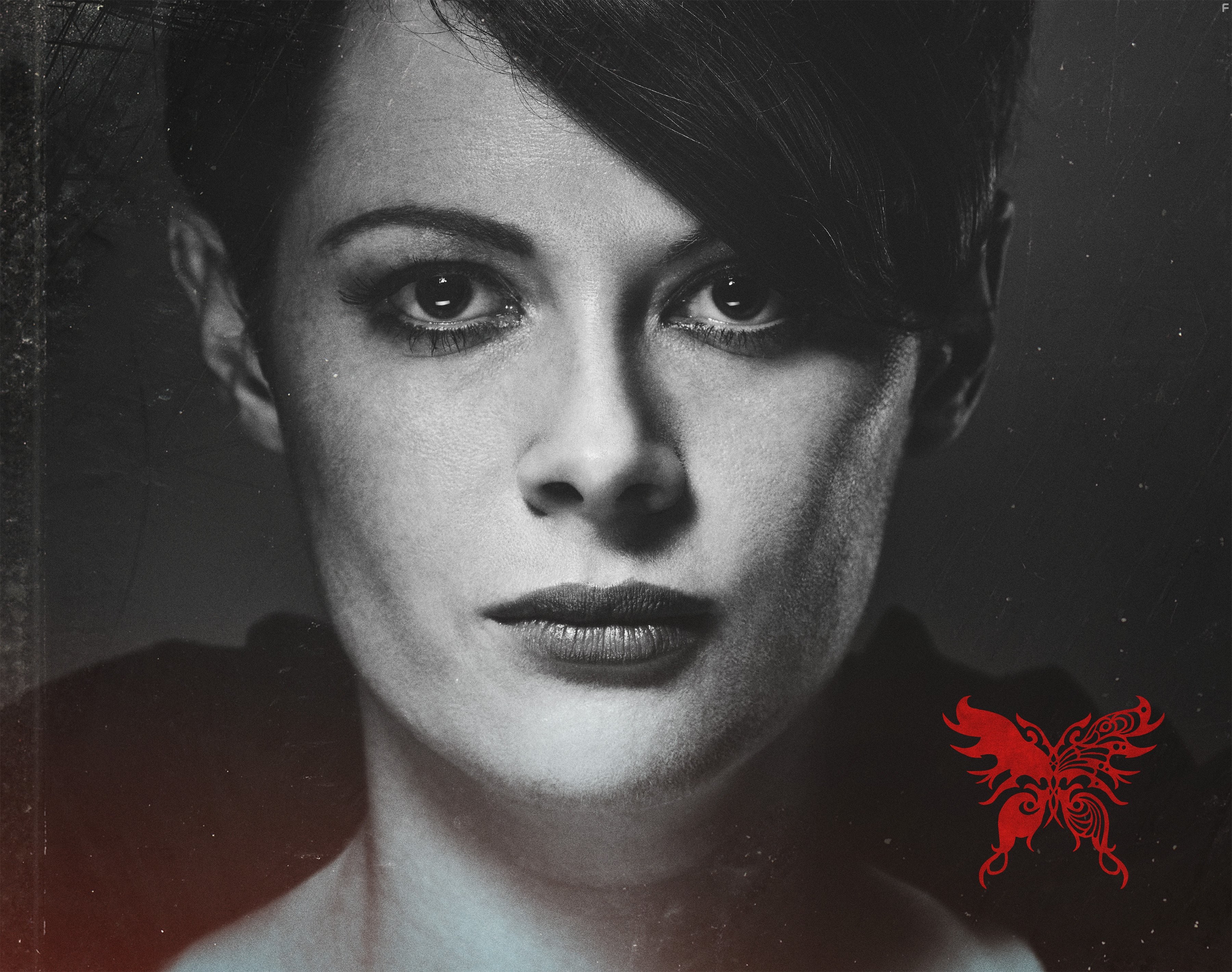 Emily Beecham in В пустыне смерти (2015)