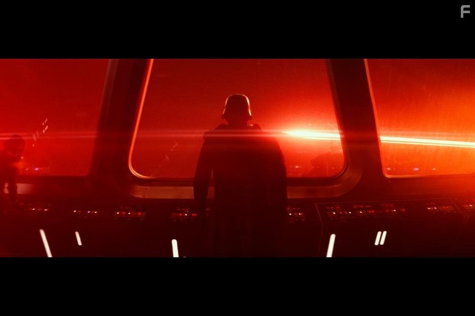 Adam Driver in Звёздные войны: Пробуждение Силы (2015)