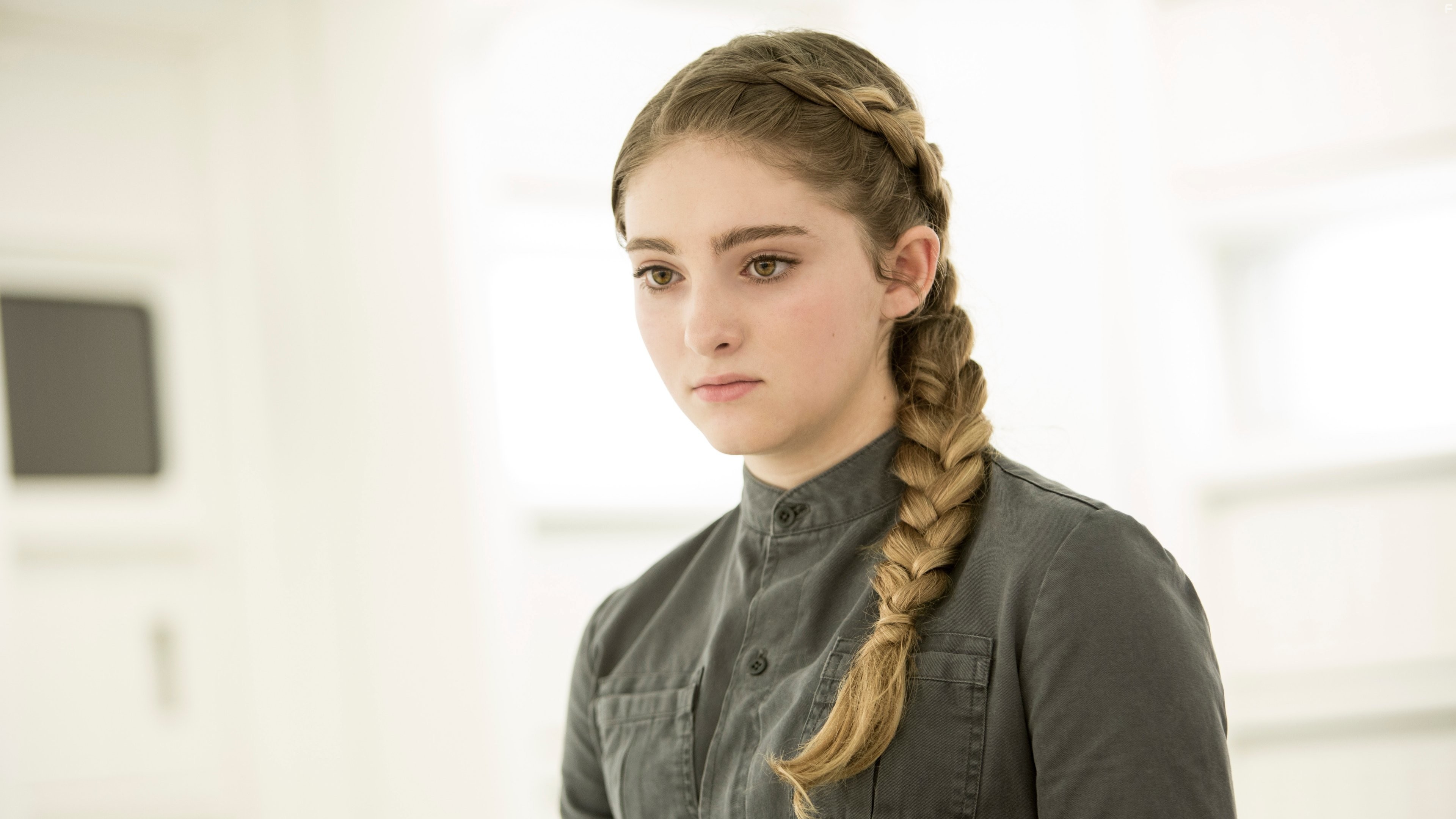 Willow Shields in Голодные игры: Сойка-пересмешница. Часть II (2015)