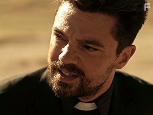 Dominic Cooper in Проповедник: Pilot (2016)