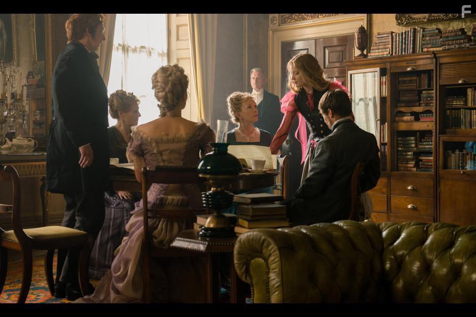 Lindsay Duncan, Geraldine James, Leo Bill, Ed Speleers, and Mia Wasikowska in Alice Through the Looking Glass (2016)