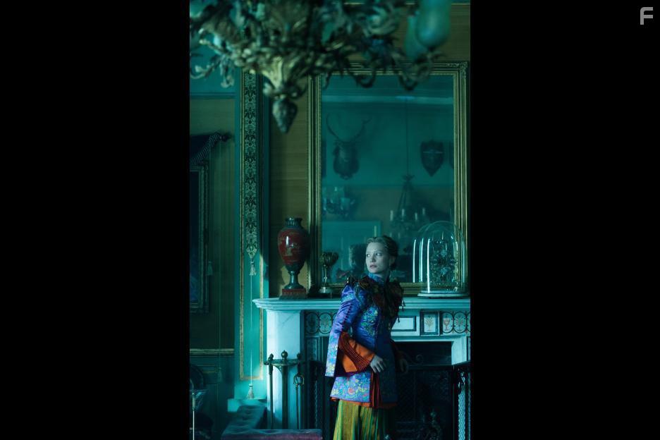 Mia Wasikowska in Alice Through the Looking Glass (2016)