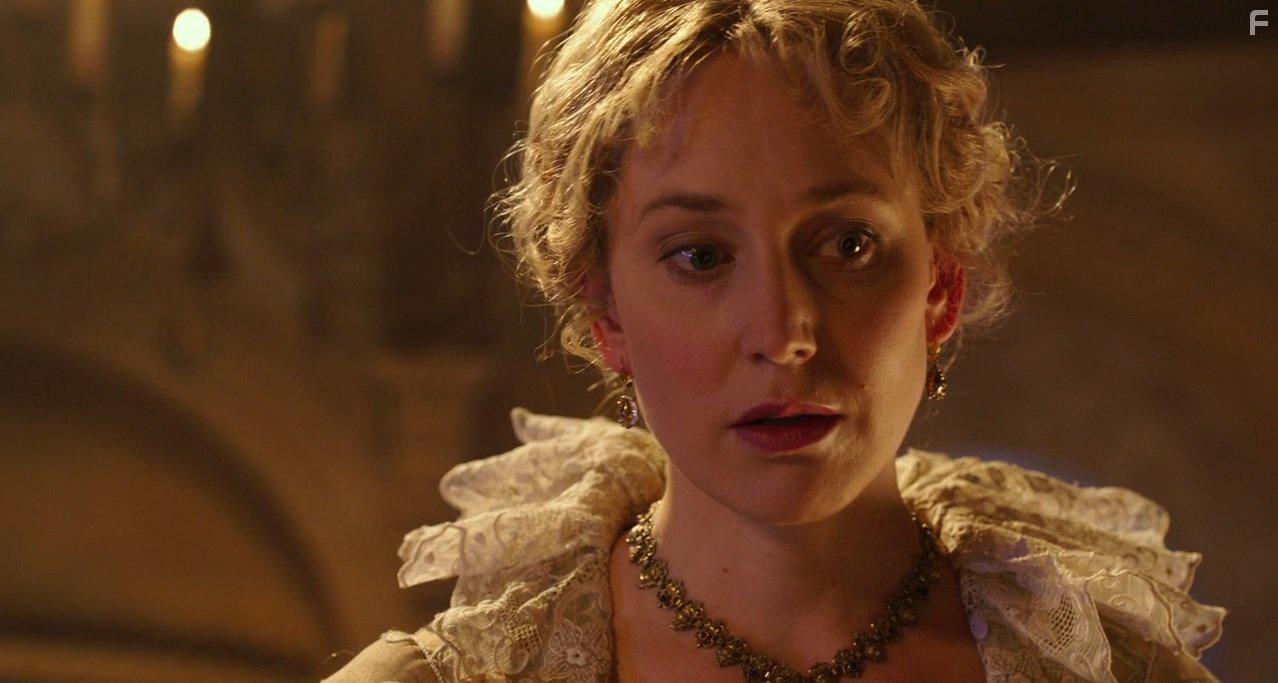 Hattie Morahan in Alice Through the Looking Glass (2016)