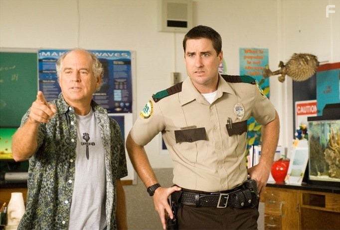 Luke Wilson and Jimmy Buffett in Крик совы (2006)