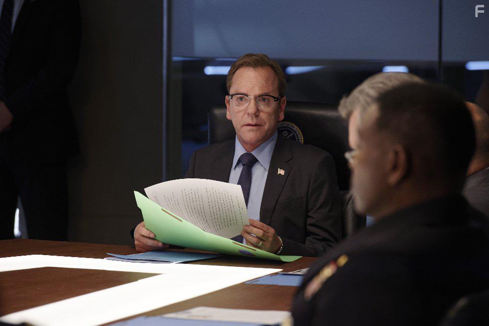 Kiefer Sutherland in Designated Survivor (2016)