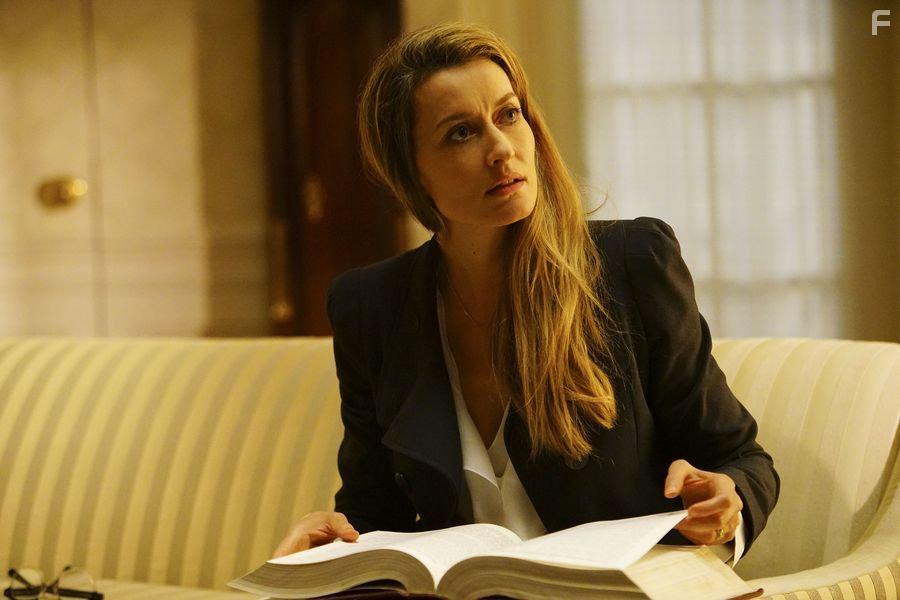 Natascha McElhone in Designated Survivor (2016)