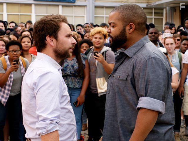 Ice Cube and Charlie Day in Fist Fight (2017)