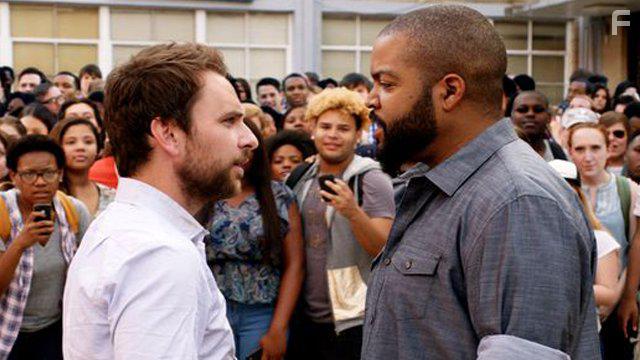 Ice Cube and Charlie Day in Fist Fight (2017)
