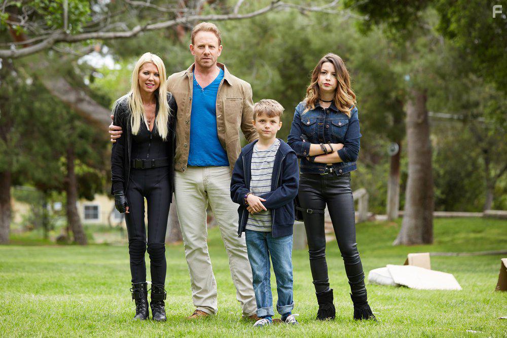 Tara Reid, Ian Ziering, Masiela Lusha, and Nicholas Shone in Sharknado 4: The 4th Awakens (2016)