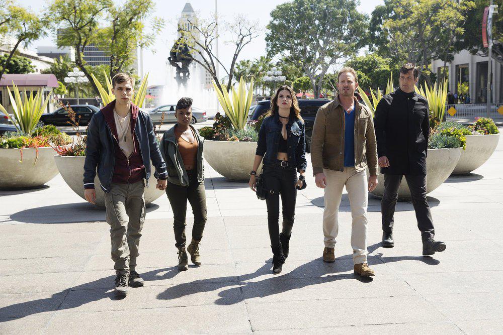 Ian Ziering, Cody Linley, Masiela Lusha, Imani Hakim, and Matt Shepard in Sharknado 4: The 4th Awakens (2016)