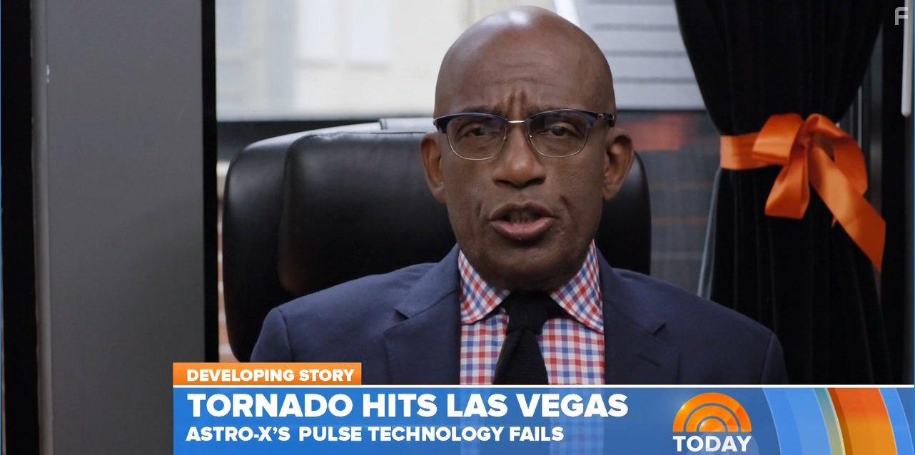 Al Roker in Sharknado 4: The 4th Awakens (2016)