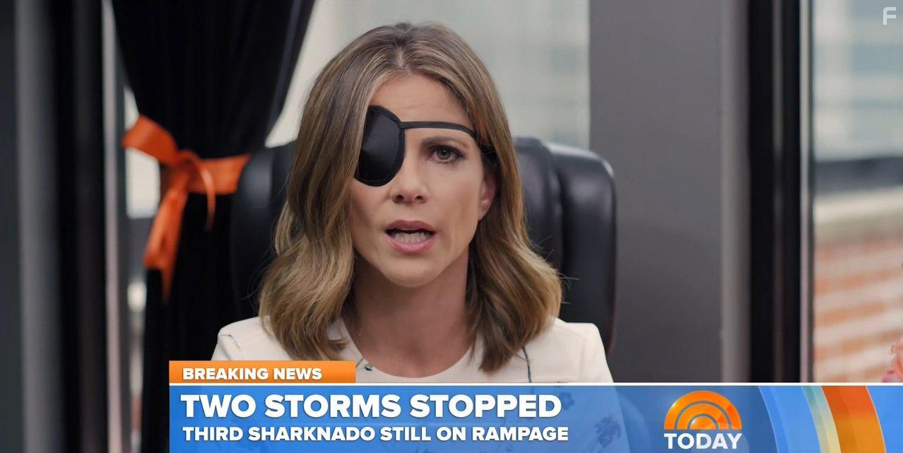 Natalie Morales in Sharknado 4: The 4th Awakens (2016)