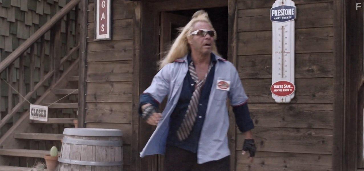 Duane 'Dog' Chapman in Sharknado 4: The 4th Awakens (2016)