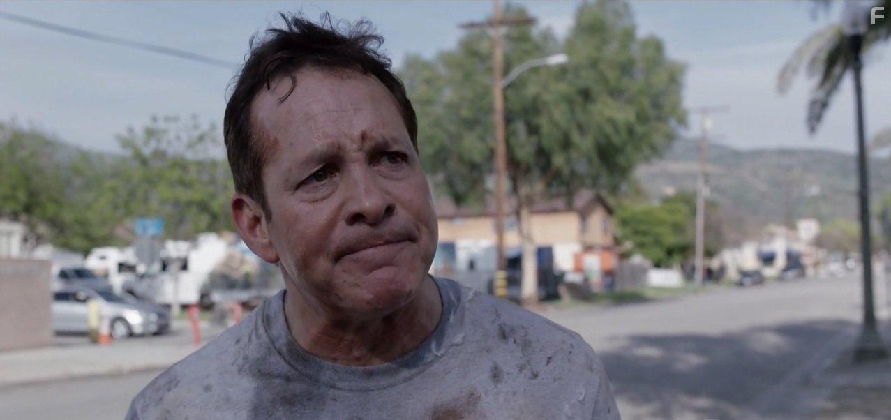 Steve Guttenberg in Sharknado 4: The 4th Awakens (2016)