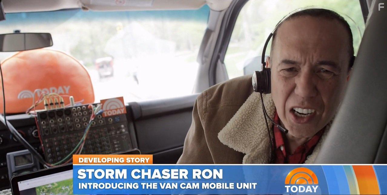 Gilbert Gottfried in Sharknado 4: The 4th Awakens (2016)