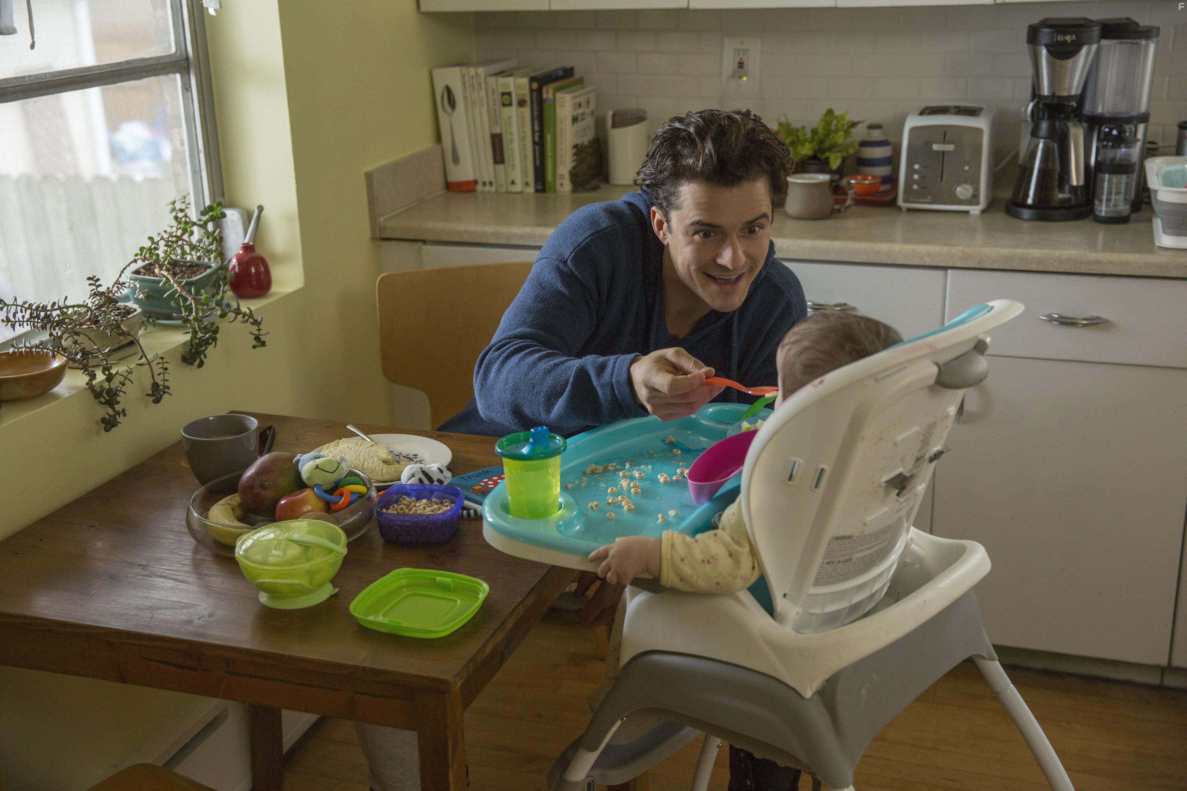 Orlando Bloom and Betsey Kuta in Easy (2016)