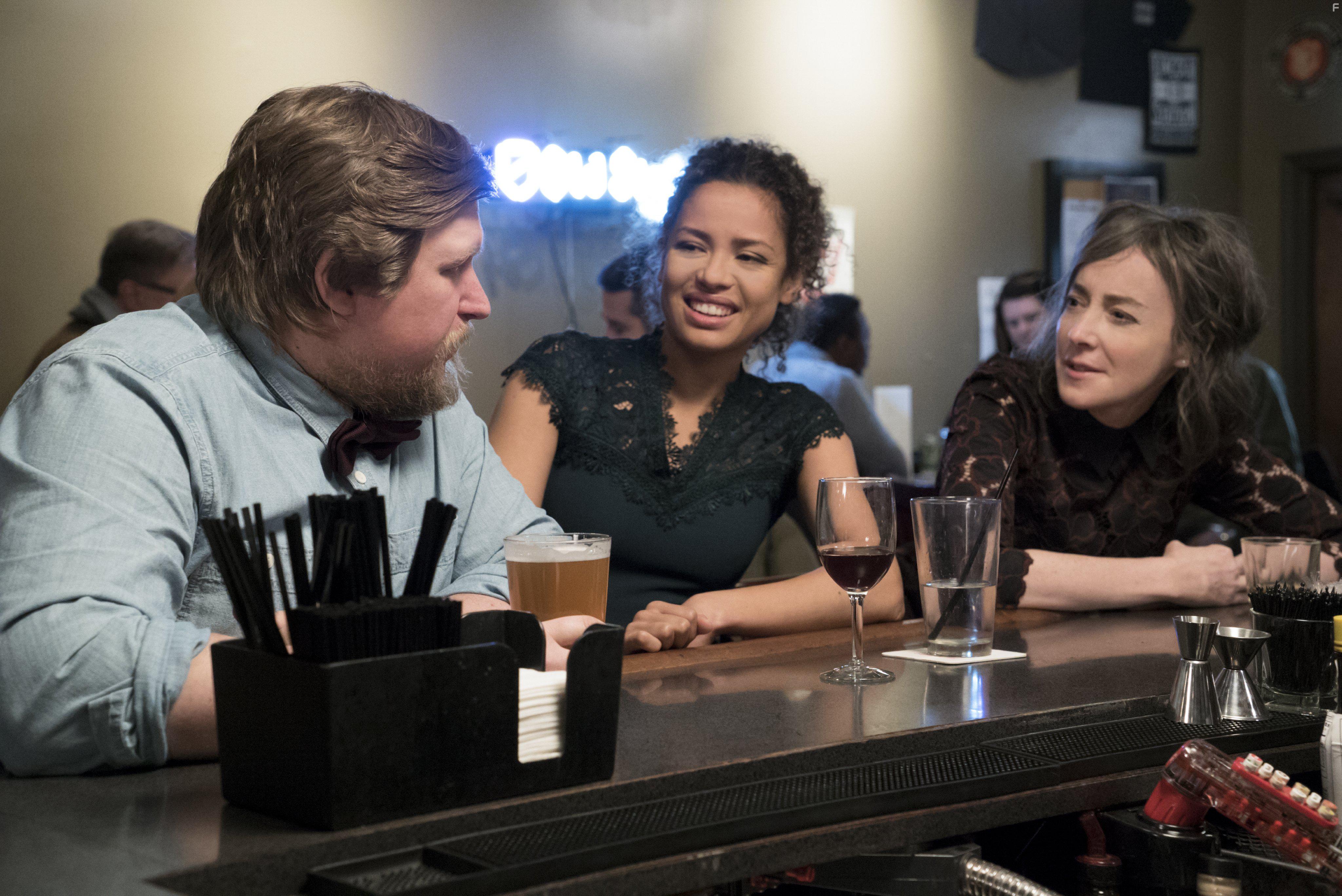 Jane Adams, Gugu Mbatha-Raw, and Michael Chernus in Easy (2016)