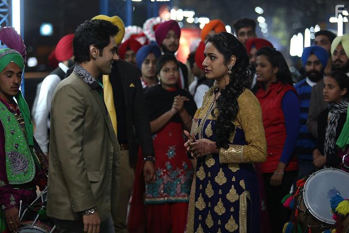 Khushboo Upadhyay and Garrvil in Junooniyat (2016)