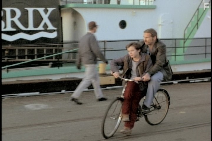 Jeff Bridges and Edward Furlong in Американское сердце (1992)