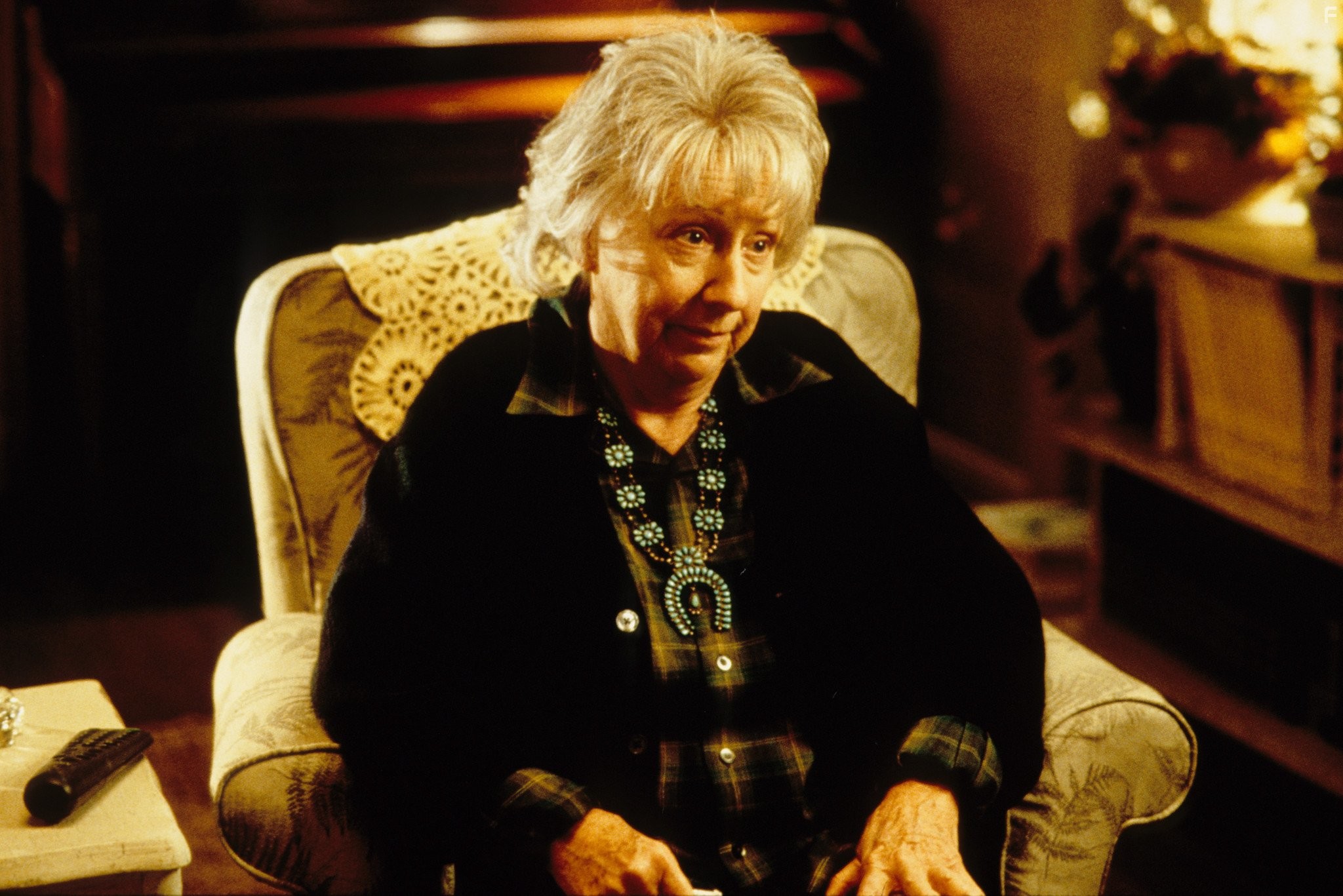 Jean Stapleton in Майкл (1996)