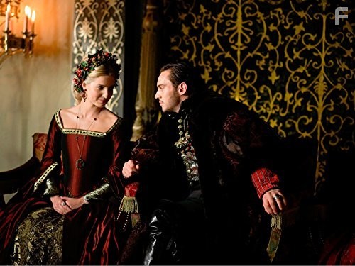 Jonathan Rhys Meyers and Annabelle Wallis in Тюдоры (2007)