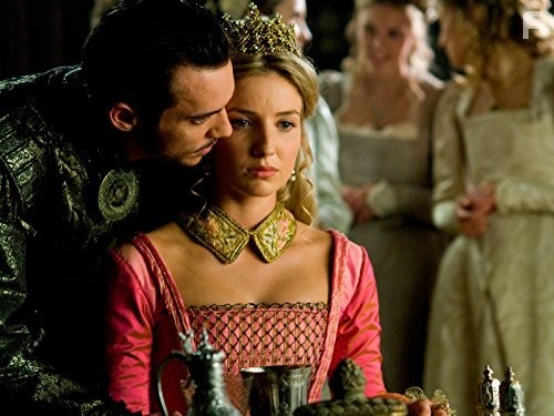 Jonathan Rhys Meyers and Annabelle Wallis in Тюдоры (2007)