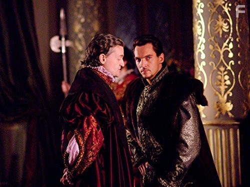 Jonathan Rhys Meyers and Anthony Brophy in Тюдоры (2007)