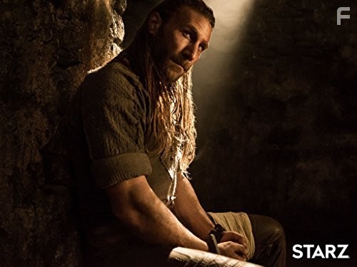 Zach McGowan in Чёрные Паруса (2014)