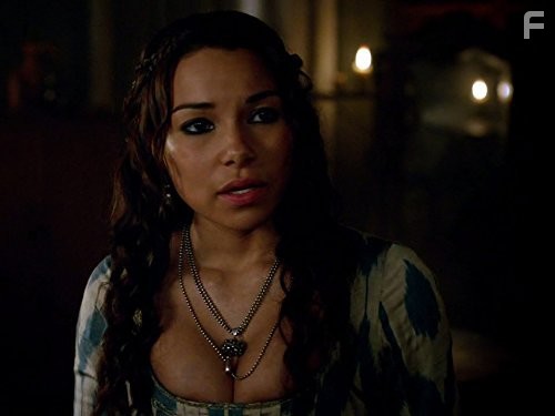 Jessica Parker Kennedy in Чёрные Паруса (2014)