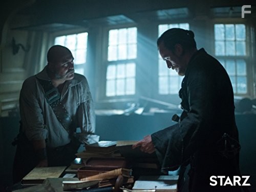 Mark Ryan and Toby Stephens in Чёрные Паруса (2014)