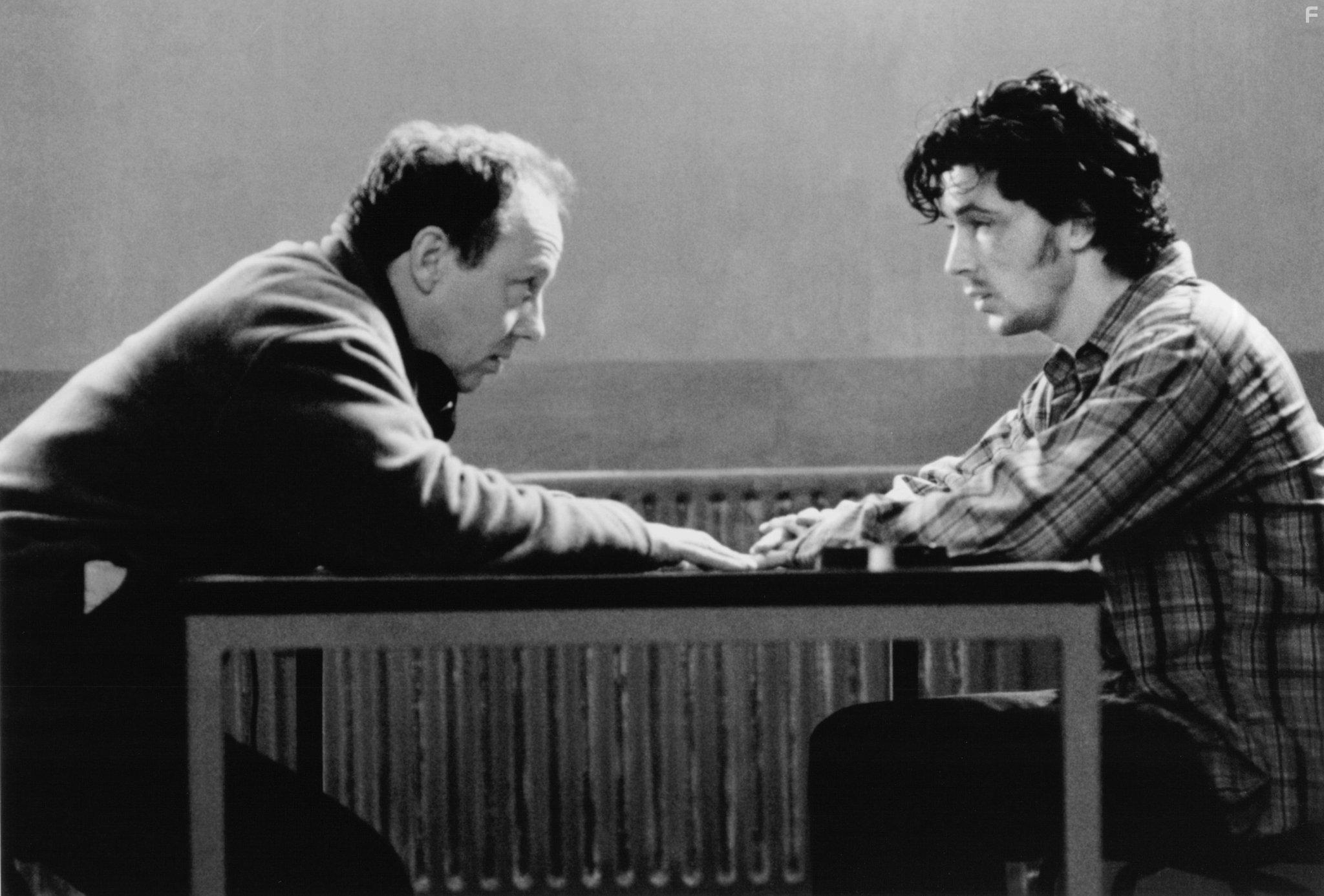 Aidan Gillen in Some Mother's Son (1996)