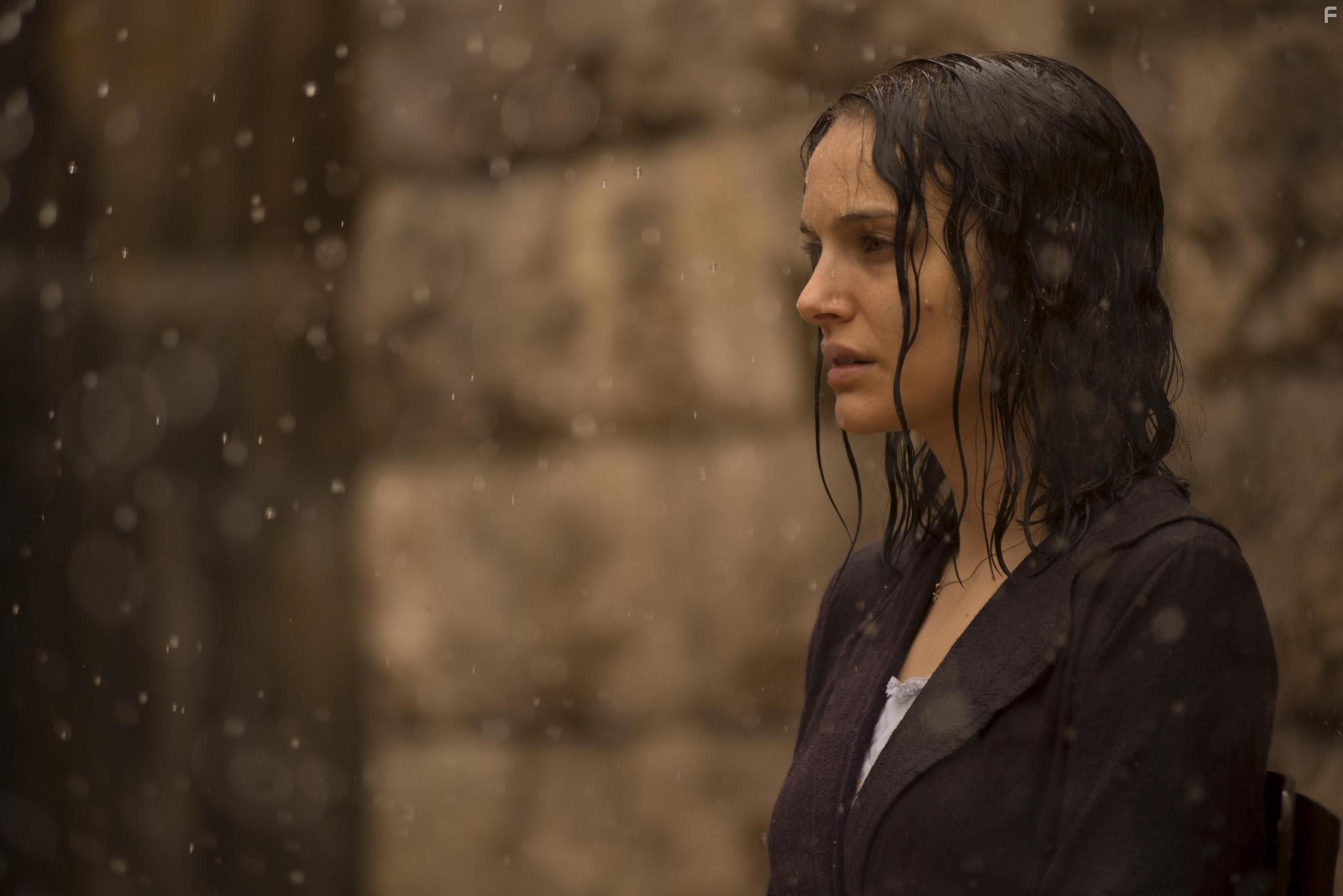 Natalie Portman in A Tale of Love and Darkness (2015)