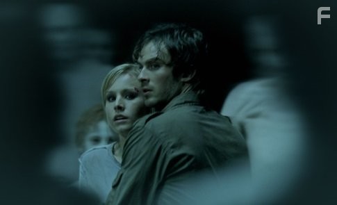 Kristen Bell and Ian Somerhalder in Пульс (2006)