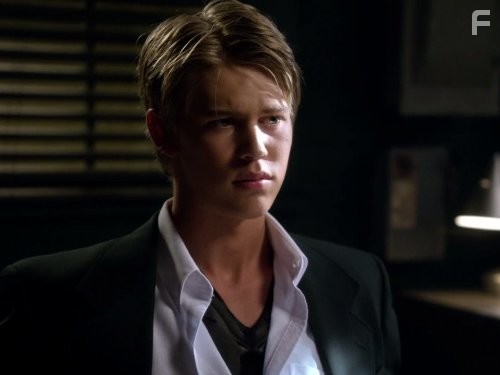 Austin Butler in Место преступления Нью-Йорк (2004)