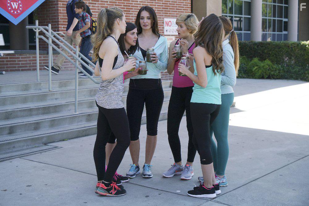 Jeannette Sousa in American Housewife (2016)