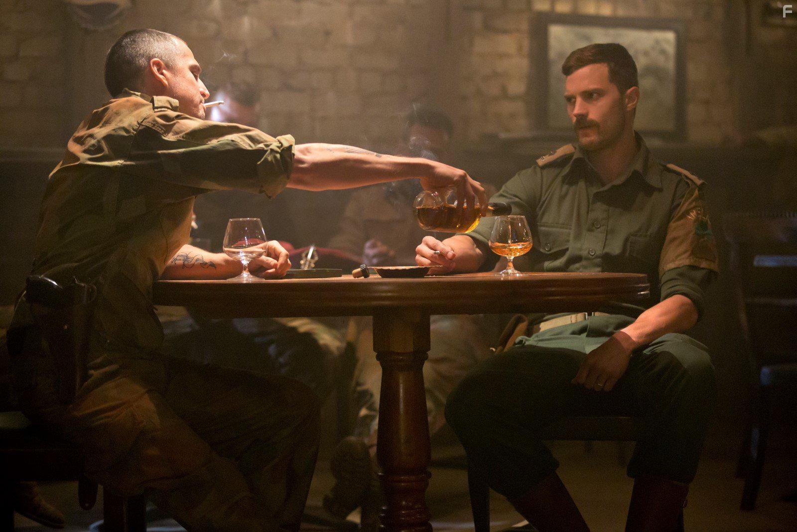 Guillaume Canet and Jamie Dornan in The Siege of Jadotville (2016)