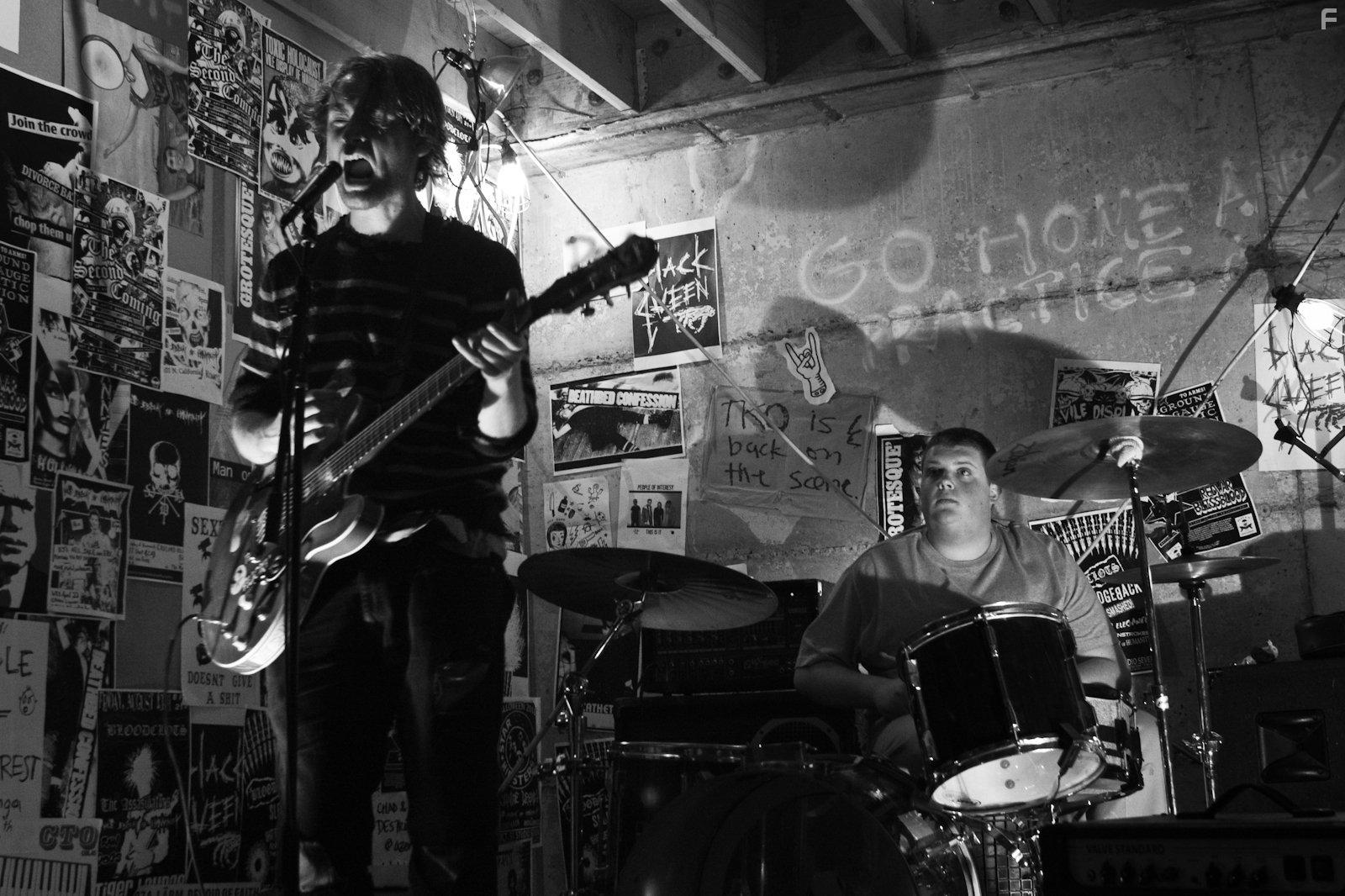 Matt O'Leary and Jacob Wysocki in Fat Kid Rules the World (2012)