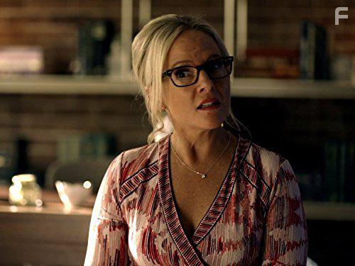 Rachael Harris in Lucifer (2015)