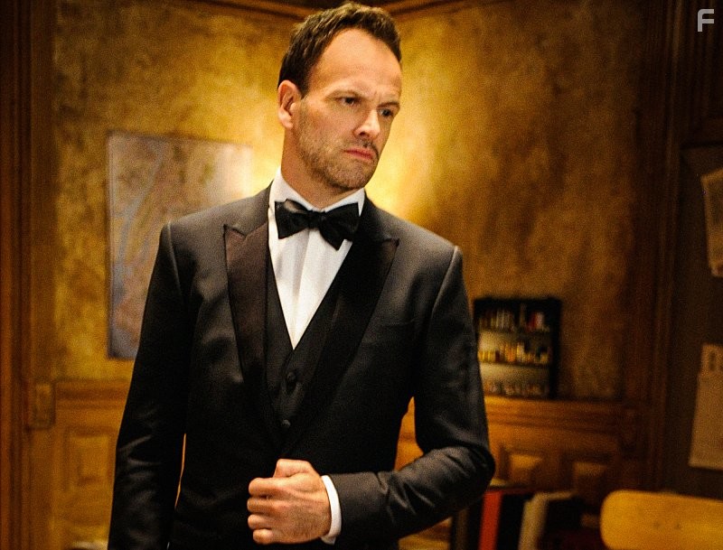 Jonny Lee Miller in Элементарно (2012)