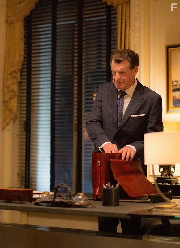 John Noble in Элементарно (2012)