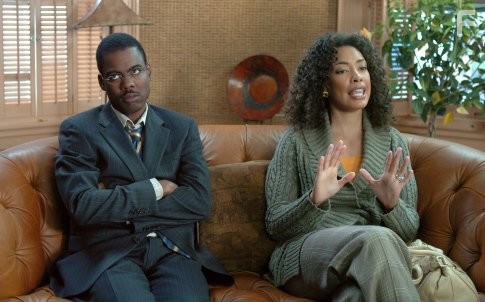 Chris Rock and Gina Torres in Кажется, я люблю свою жену (2007)