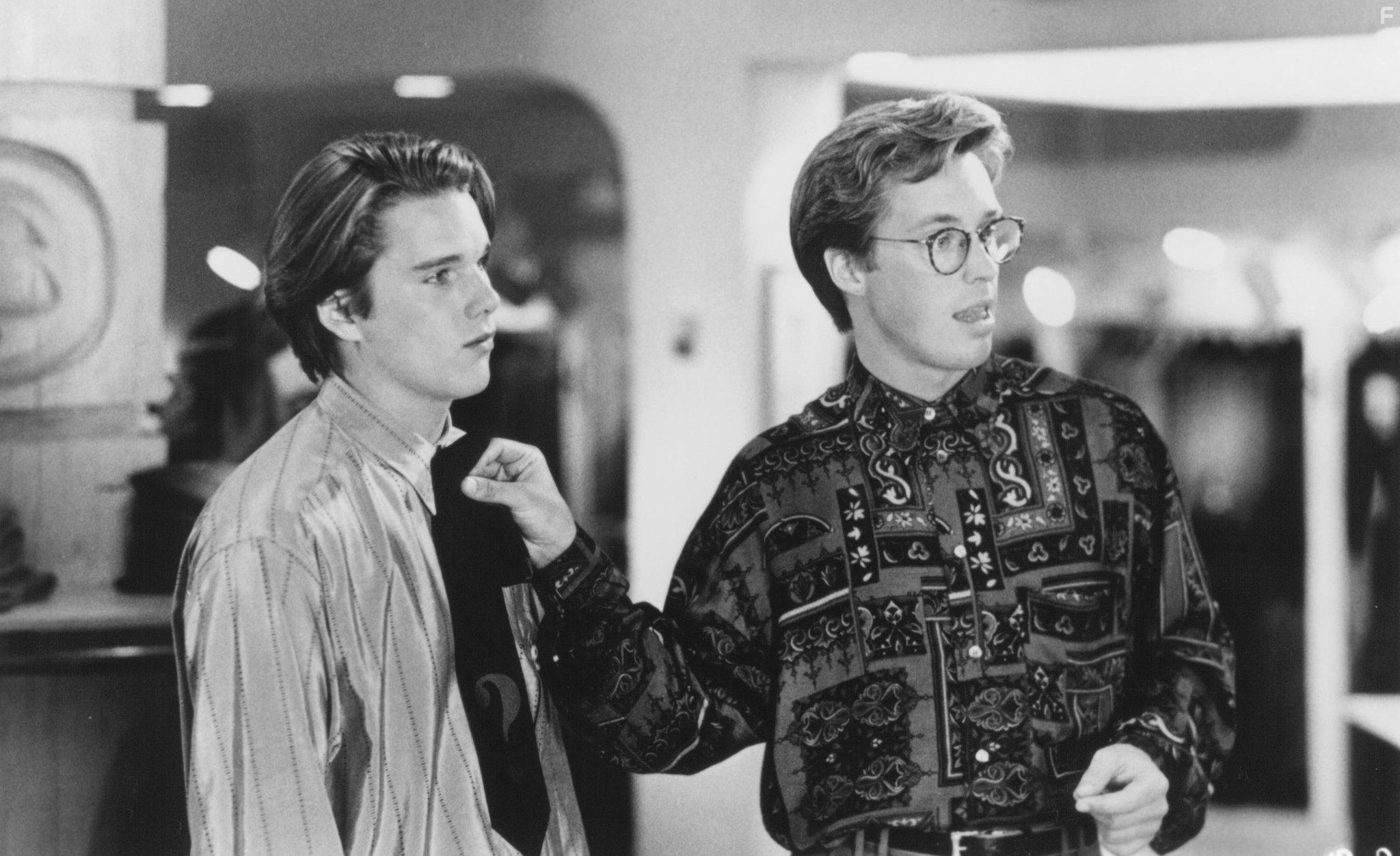 Ethan Hawke and Brian McNamara in Mystery Date (1991)