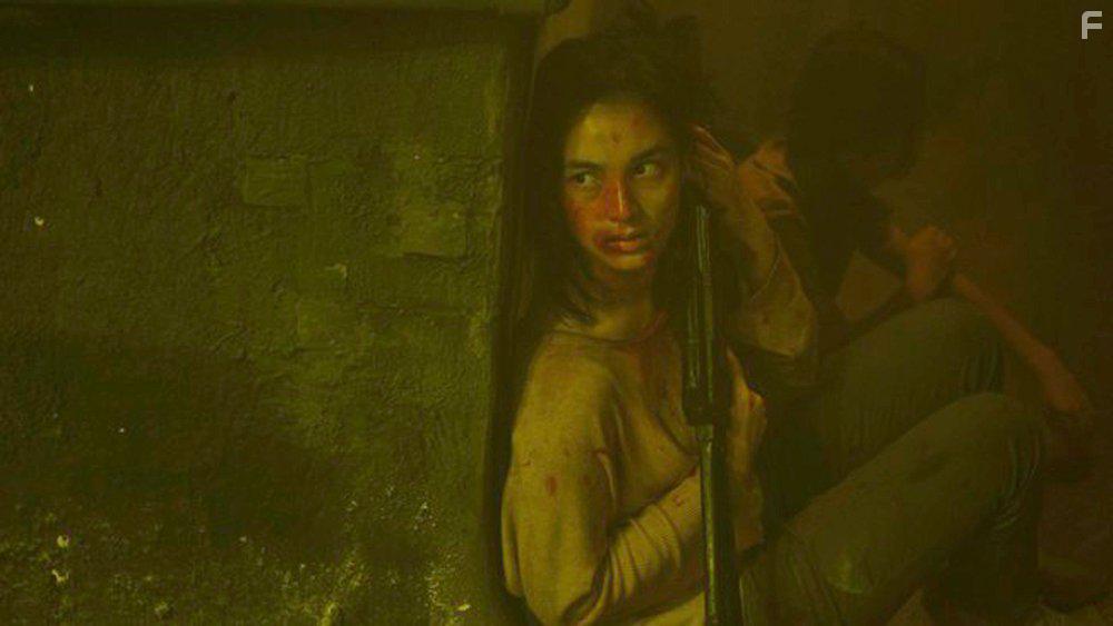 Chelsea Islan in Headshot (2016)