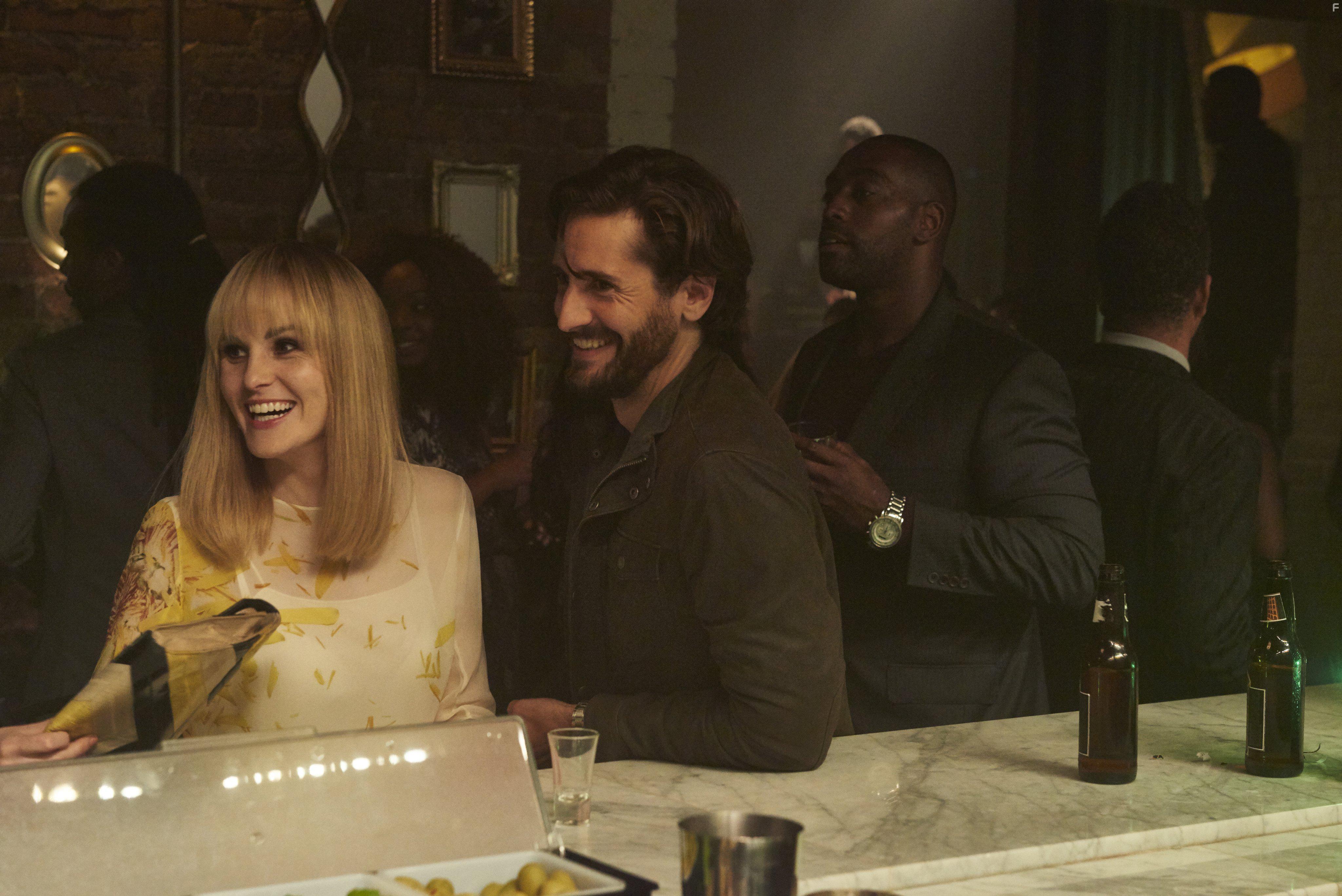 Juan Diego Botto in Good Behavior (2016)