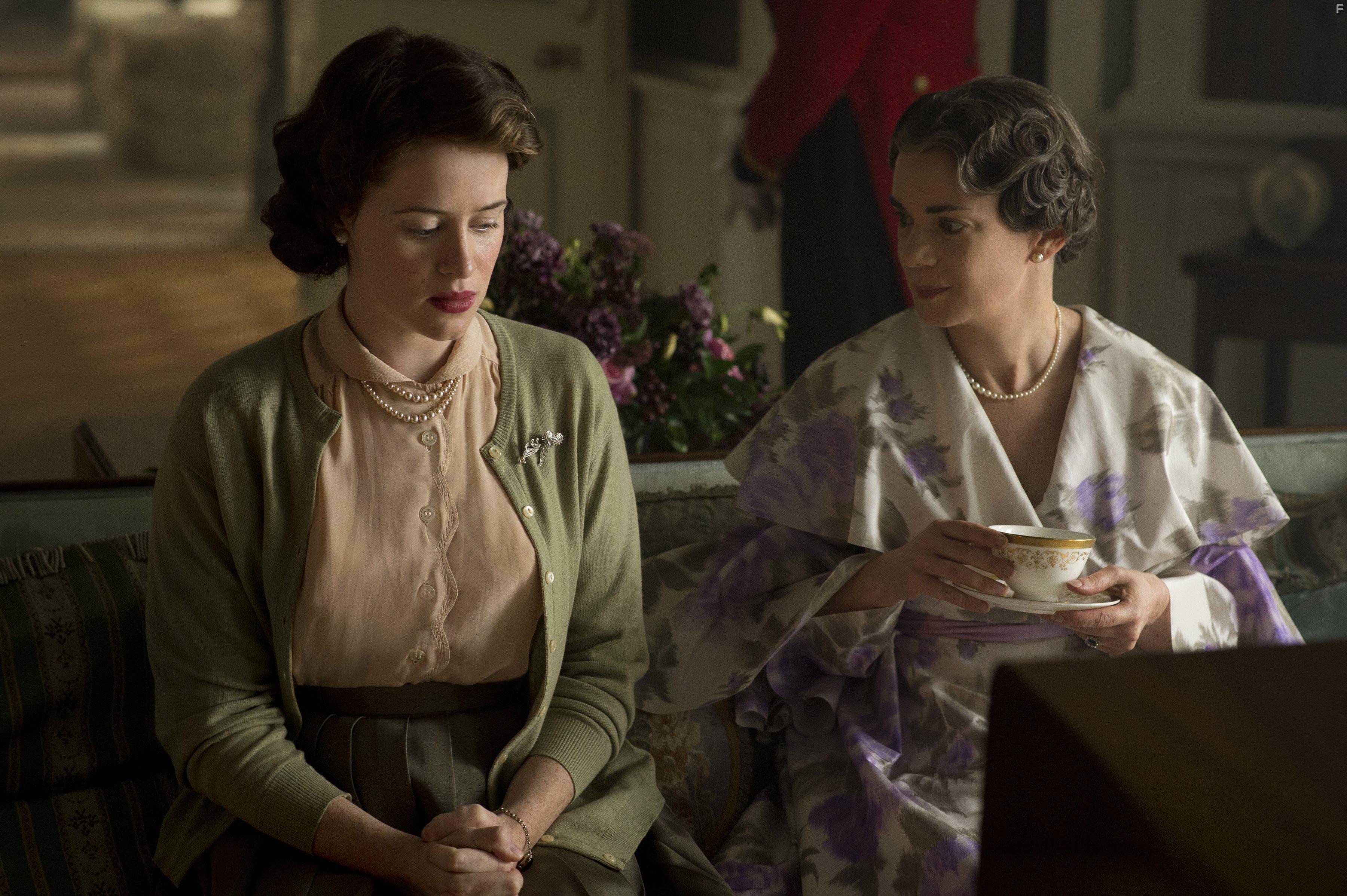 Victoria Hamilton and Claire Foy in The Crown (2016)