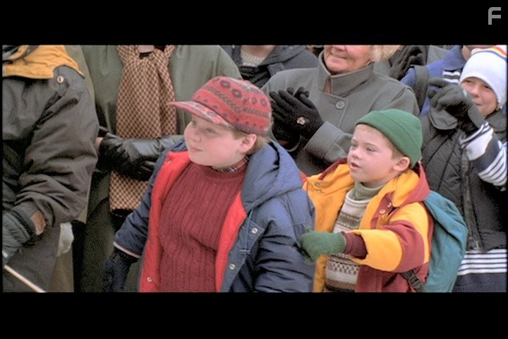 E.J. De la Pena in Подарок на Рождество (1996)