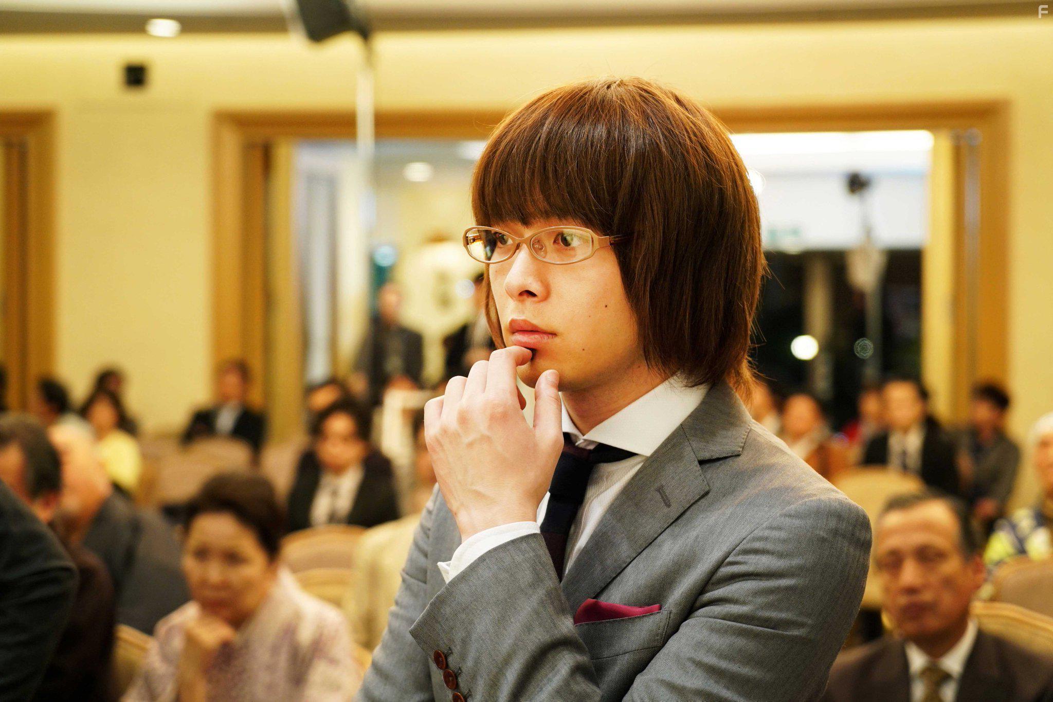 Tomoya Nakamura in 3-gatsu no raion zenpen (2017)