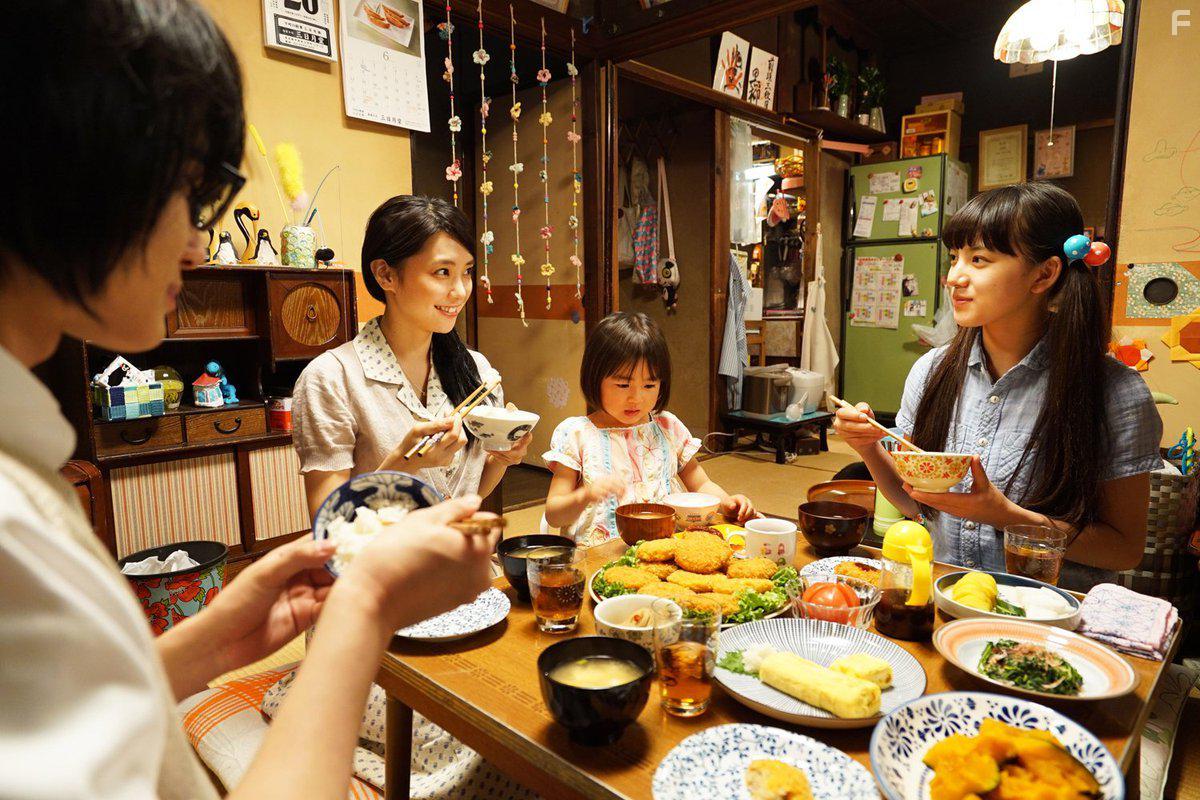 Rynosuke Kamiki, Kana Kurashina, Kaya Kiyohara, and Chise Niitsu in 3-gatsu no raion zenpen (2017)