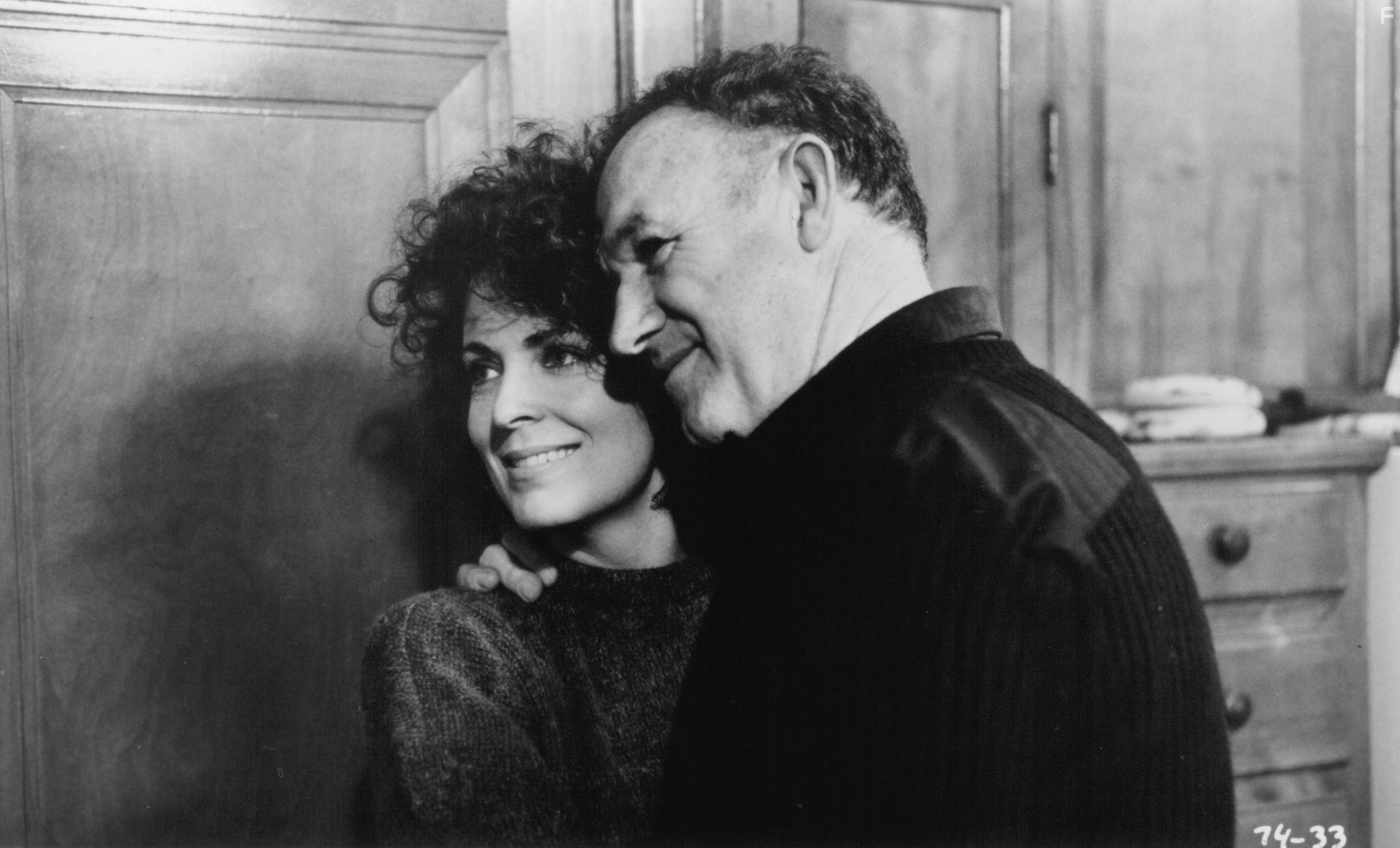 Gene Hackman and Joanna Cassidy in Доставить по назначению (1989)