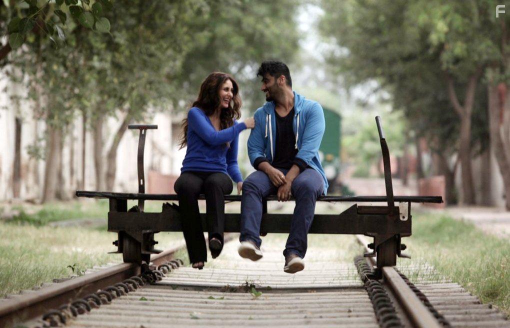 Kareena Kapoor and Arjun Kapoor in Ki & Ka (2016)